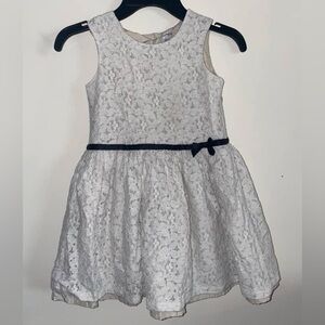 Carter’s size 5 dress